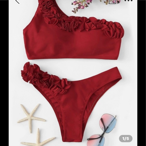 SHEIN Other - Shein Appliques One Shoulder Top With Low Rise